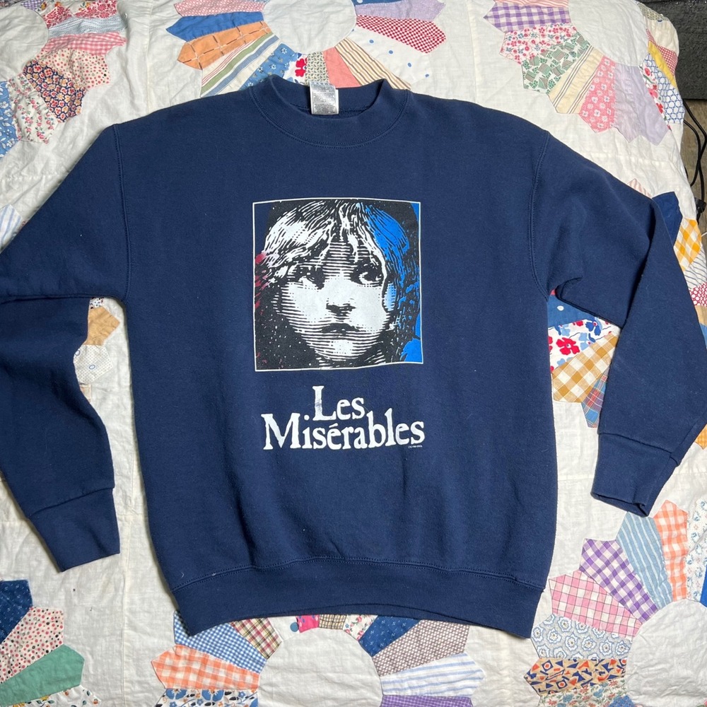Vintage Les Miserables Musical Sweatshirt Navy Blue Fruit of the Loom Medium